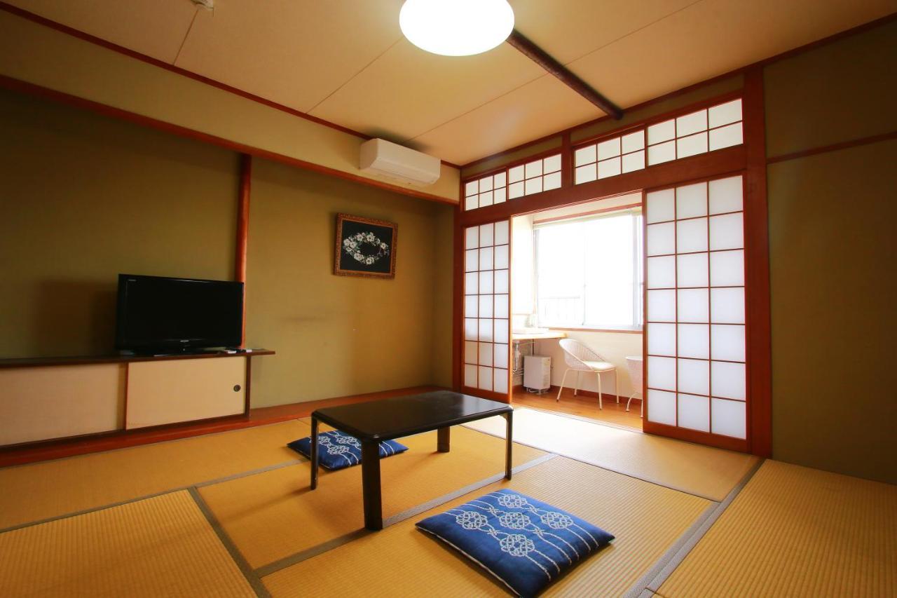 Family Ryokan Kawakyu With Showa Retro, Private Hot Spring Ibusuki Exterior foto